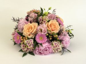 Rouwarrangement Biedemeier